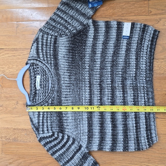 ARIZONA JEAN CO WOMEN'S JUNIOR GRAY STRIPES PULLOVER CREWNECK SWEATER SIZE XL - Picture 11 of 15
